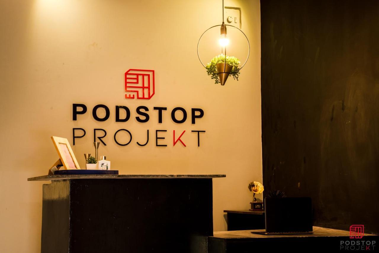 Podstop Projekt Hostel นิวเดลี ภายนอก รูปภาพ
