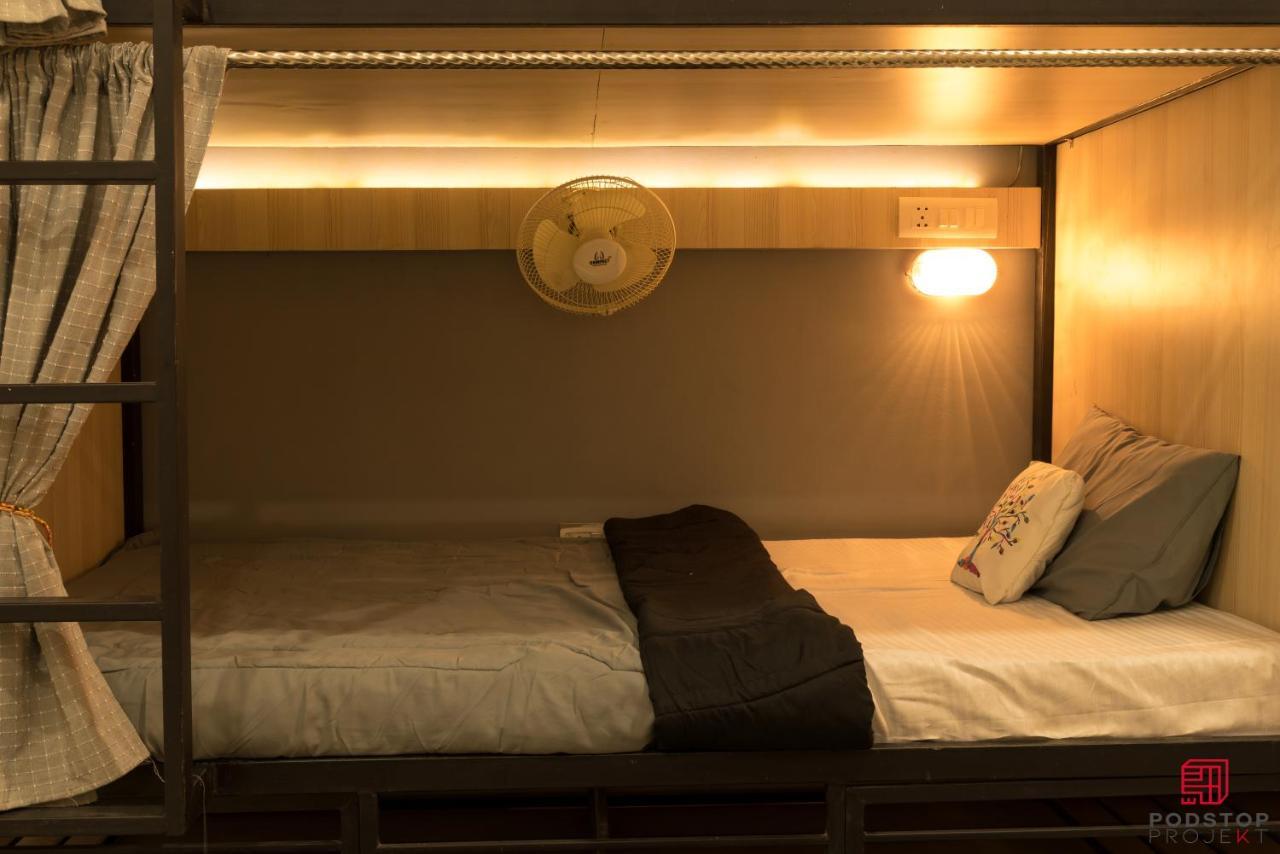 Podstop Projekt Hostel นิวเดลี ภายนอก รูปภาพ
